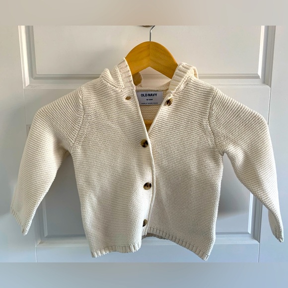Old Navy Knit Sweater - Size 18-24 months - Picture 1 of 3